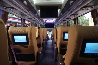  luxury bus jakarta