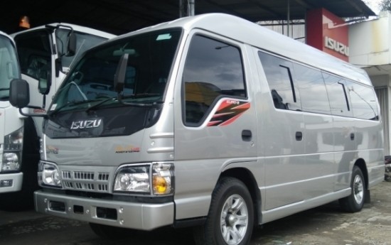 Sewa Isuzu Elf, Kendaraan Paling Tepat untuk Menemani Perjalanan Wisata!