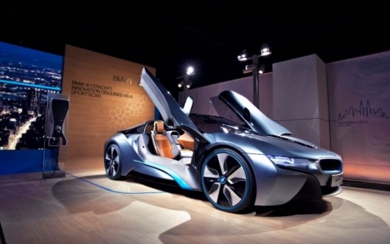 Sewa BMW i8 Roadster Masuk Produksi 2018