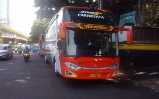 Sewa 4 Keuntungan yang Anda Dapat Jika Mudik dengan Rental Bus jakarta