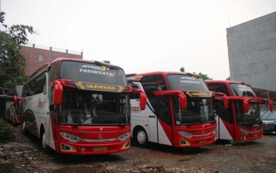 Sewa 3 Alasan Mengapa Harus Sewa Bus untuk Libur Akhir Tahun