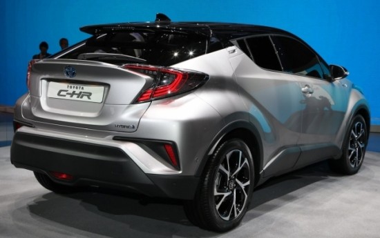 Sewa Toyota C-HR Hybrid Performa Tinggi, Siap Diproduksi Tahun Depan