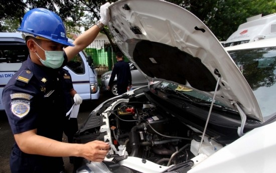 Sewa Sebanyak 250 Taksi Online Tidak Lulus Uji KIR