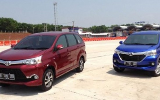 Sewa Fitur Avanza Menunjang Perjalanan Mudik Lebaran