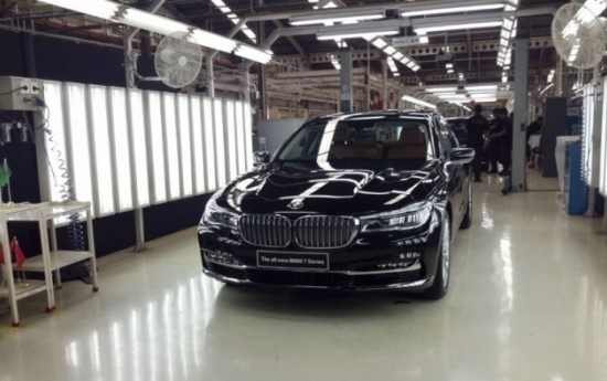 Sewa BMW Seri 7 Kini Dirakit di Sunter, Jakarta