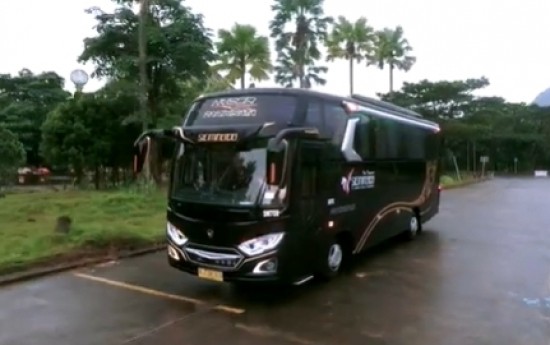 Sewa Ingin Rental Medium Bus Jakarta? Silakan Cek Harga Sewanya di Sini?