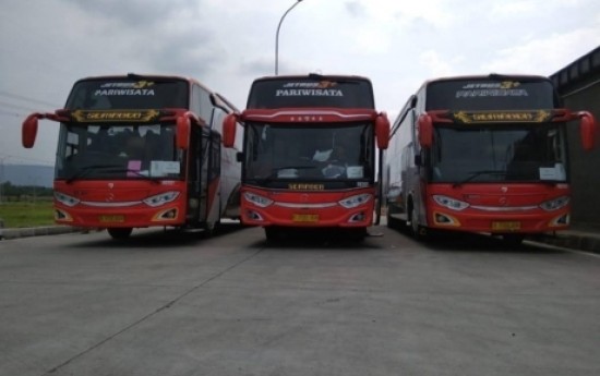 Sewa Kelebihan dan Kekurangan Menggunakan Bus Pariwisata Premium Sembodo