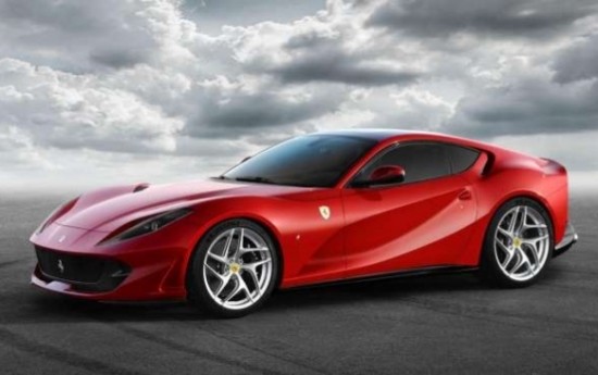 Sewa Ferrari 812 Superfast Bakal Debut Dunia di Genewa