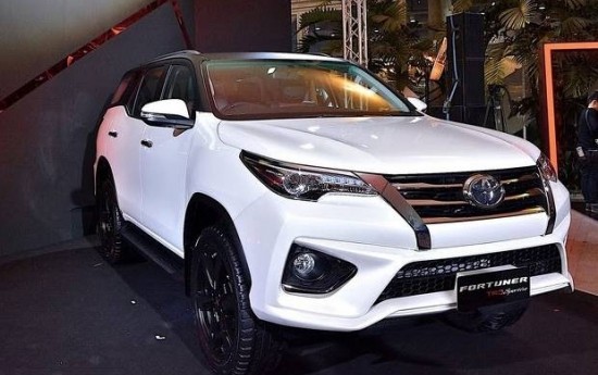 Sewa Toyota Fortuner TRD Sportivo Punya Tampang Lebih Sporti