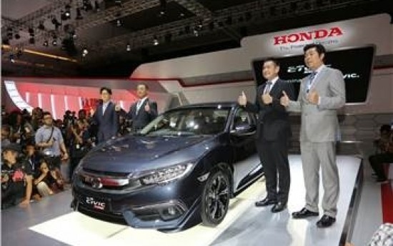 Sewa All-New Honda Civic Turbo Jadi Mobil Terbaik di IIMS 2016