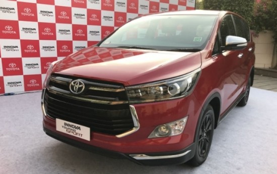 Sewa Toyota Luncurkan Innova Cyrsta Touring Sport, Apa Bedanya Dengan Venturer