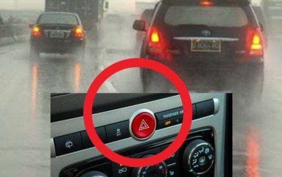 Sewa Persiapan Nyetir Saat Mudik: Dilarang Pakai Hazard!