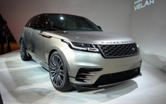 Sewa Range Rover Velar Baru Rp2 Miliar Mengaspal di Jakarta