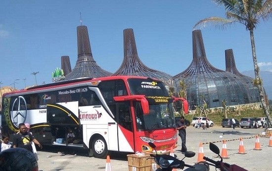 Sewa Tips Agar Liburan Anda Menggunakan Bus Terasa Nyaman