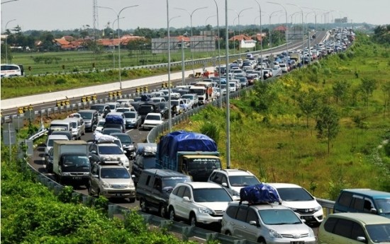 Sewa Ini Luar Biasa Macetnya, Ini Mudik Paling Parah