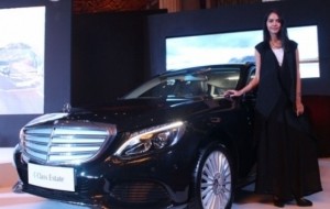 Mobil Pengantin Mercedes-Benz C-Class Facelift Diluncurkan, Sudah Rakitan Lokal