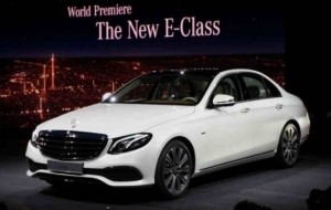Mobil Pengantin Mercedes-Benz E-Class Sabet Gelar Armada Terbaik