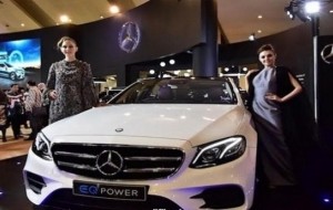 Mobil Pengantin IIMS 2018: Mercedes-Benz E 350 e, Apa Unggulnya Sistem Hybrid?