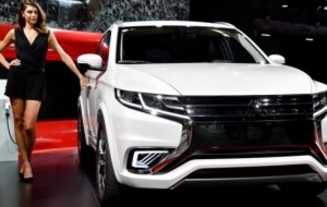 Mobil Pengantin Mitsubishi Nilai Teknologi Hibrida Paling Tepat Untuk Diterapkan di Indonesia