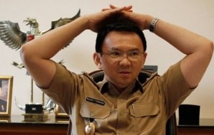 Mobil Pengantin Ahok : Ganjil-Genap Bukan Solusi!