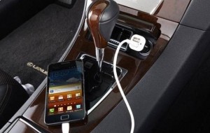 Mobil Pengantin Jangan Charge Hp Dalam Mobil, atau ini yang Terjadi !!!