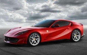 Mobil Pengantin Ferrari 812 Superfast Bakal Debut Dunia di Genewa