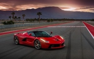 Mobil Pengantin Bantu Korban Gempa, Ferrari Rilis Unit Termahal di Dunia