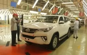 Mobil Pengantin Fortuner Masih Tulang Punggung Ekspor Toyota Indonesia