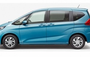 Mobil Pengantin Toyota Sienta Hadir, Tahun Ini Jadi Tahun Terakhir Honda Freed di Indonesia?