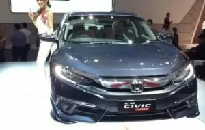 Mobil Pengantin Honda Tawarkan Paket 'Murah' Aksesori Modulo di IIMS
