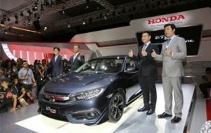 Mobil Pengantin All-New Honda Civic Turbo Jadi Mobil Terbaik di IIMS 2016