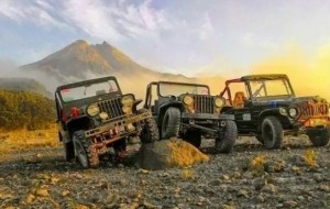 Mobil Pengantin Paket Wisata Yogya: Serunya Petualangan Lava Tour Merapi Yogyakarta!