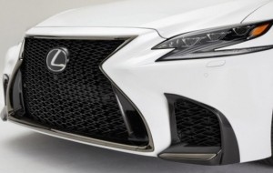 Mobil Pengantin Lexus LS 500 Baru Tampil Lebih Sporty