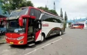 Mobil Pengantin Yuk City Tour dengan Rental Bus Pariwisata Jakarta di SEMBODO