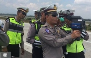 Mobil Pengantin Satlantas Majalengka akan “Tembak” Supir Ngebut di Cipali