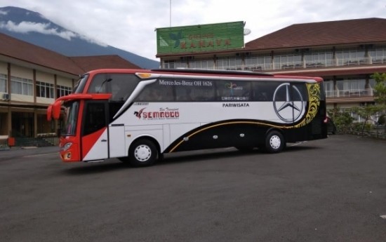 Sewa Keuntungan Rental Bus Dibandingkan dengan Mobil Pribadi