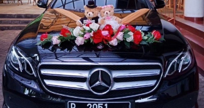 Sewa mobil online - Mobil Pengantin