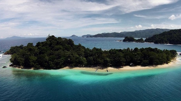 Wisata Teluk Kiluan Dari Jakarta