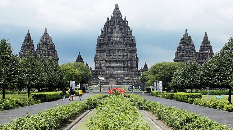 5D4N Wisata Jogjakarta